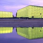 & Suites Arrizul Gros San Sebastián