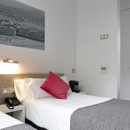 Hotel & Suites Arrizul Gros San Sebastian