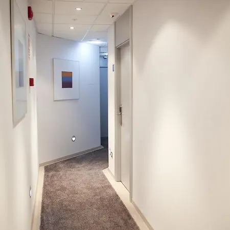 & Suites Arrizul Gros * San Sebastian