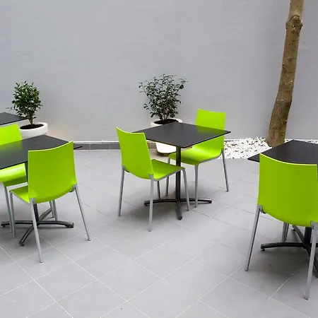 & Suites Arrizul Gros Hotell San Sebastián