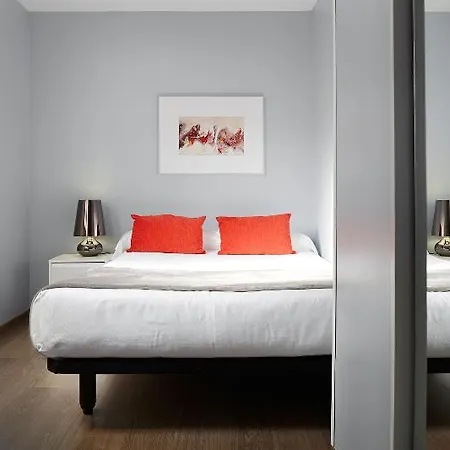 & Suites Arrizul Gros Hotell *