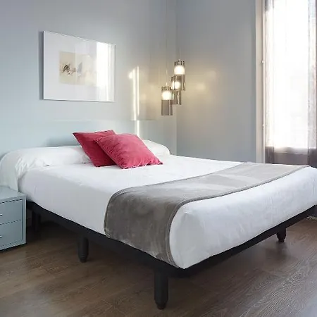 & Suites Arrizul Gros Hotel