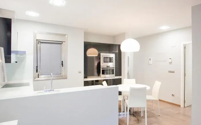 酒店 & Suites Arrizul Gros 圣塞瓦斯蒂安