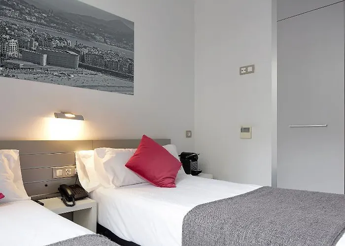 Hotel & Suites Arrizul Gros San Sebastián