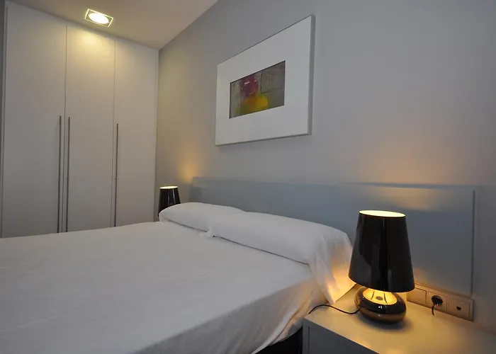 & Suites Arrizul Gros * 圣塞瓦斯蒂安