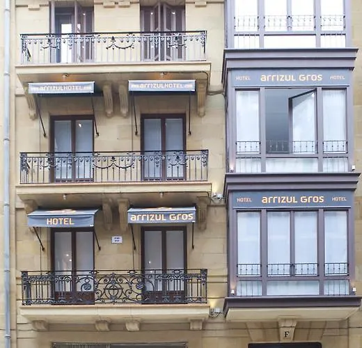 酒店 & Suites Arrizul Gros *