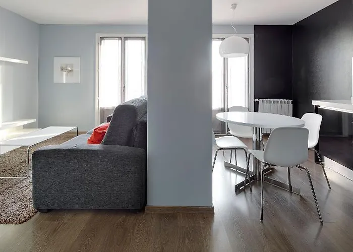 酒店 & Suites Arrizul Gros 圣塞瓦斯蒂安