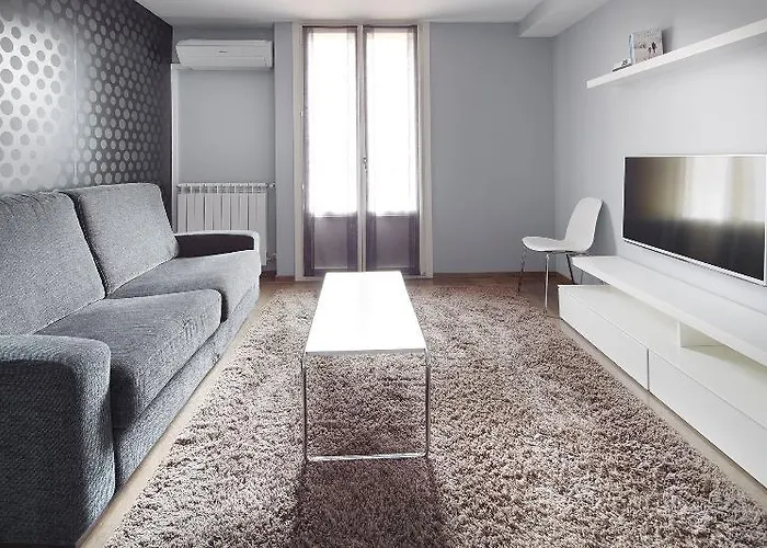 & Suites Arrizul Gros San Sebastián