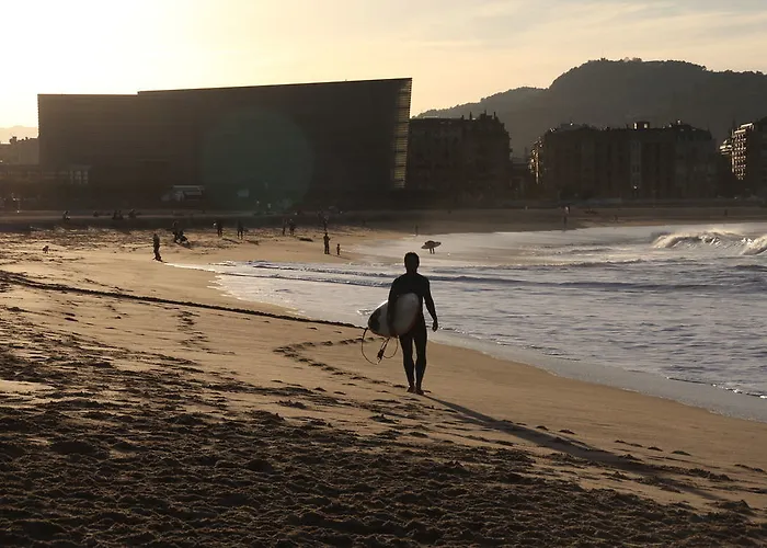 & Suites Arrizul Gros سان سيباستيان